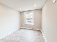 Building Photo - 2266 E Cambria St