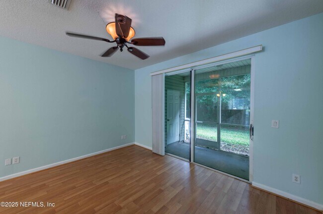 Building Photo - 3483 Lone Tree Ln