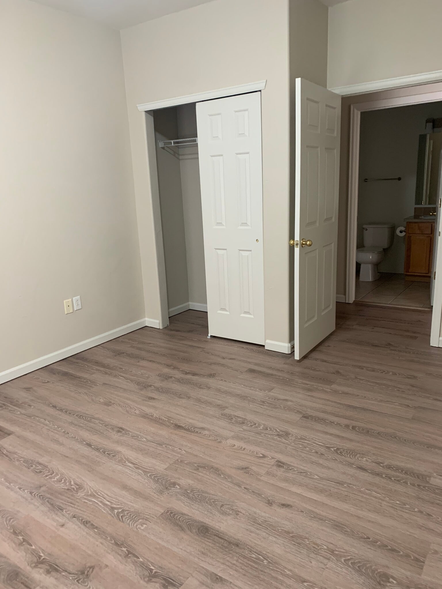 2nd Bedroom - 2701 Midland Avenue