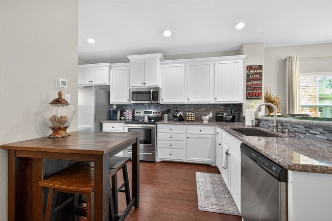 Building Photo - 278 Capetown Way