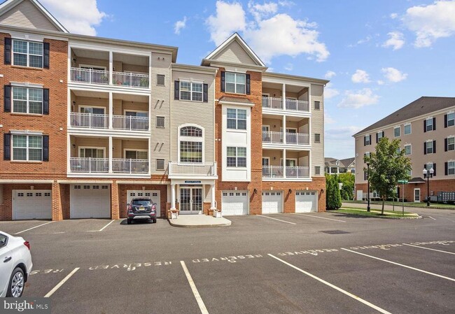 Building Photo - 4525 Champions Run