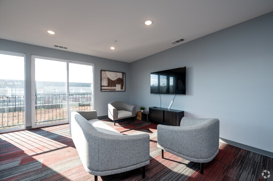 Lounge - The Annex of Bloomington