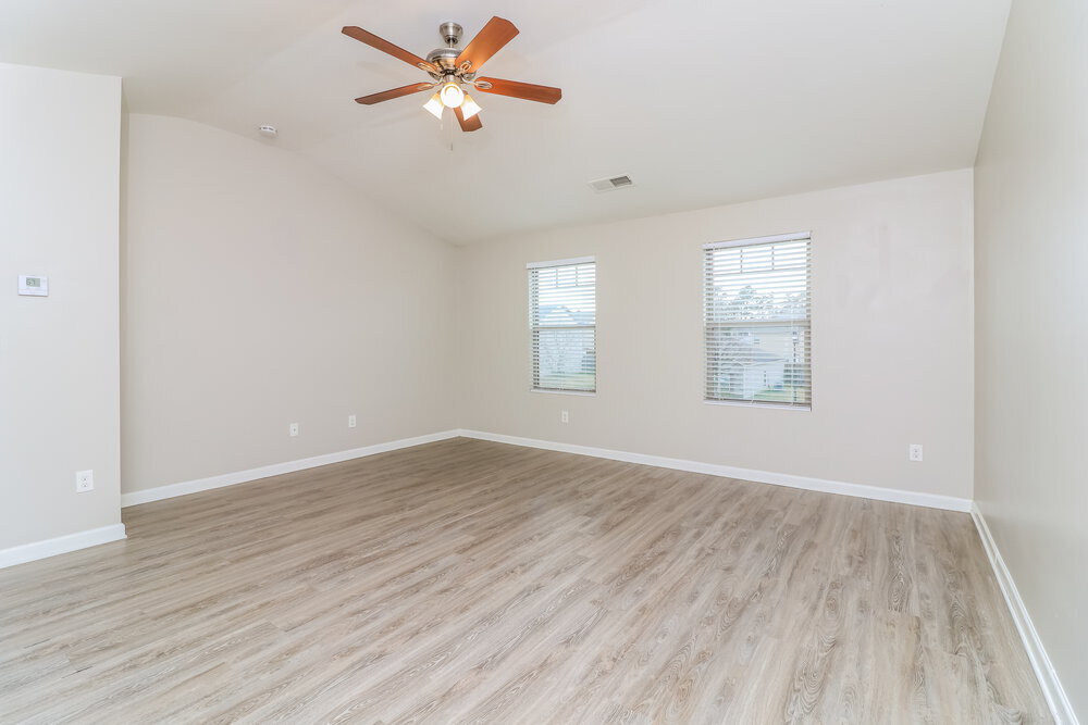 Building Photo - 8581 Braylen Manor Dr