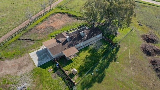 Building Photo - Peaceful Country Living on Thermal Road 3 ...