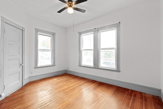 Building Photo - 26 Melvin St