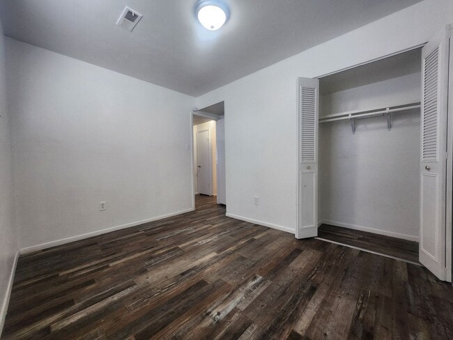 Building Photo - 3501 Baltimore Ave