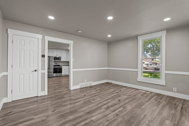 Building Photo - The One Spanish Fork Rental You Don't Want to Miss"