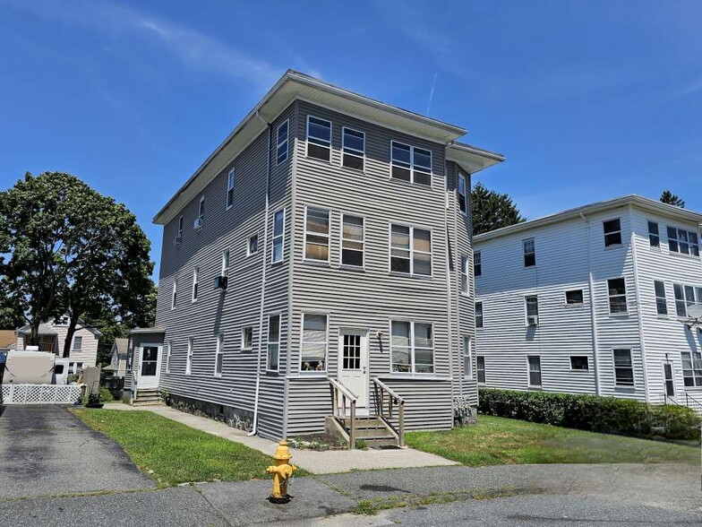 Primary Photo - 20 Kosta St