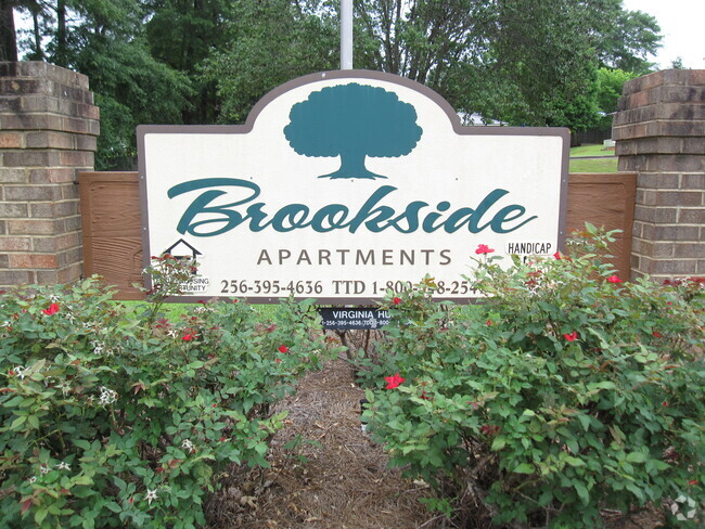 Building Photo - Brookside Apartments