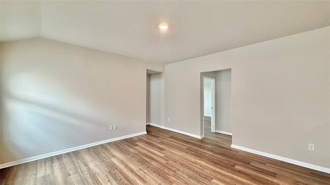 Building Photo - 521 Otto Ave