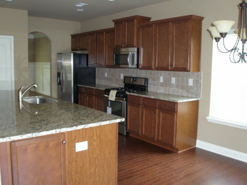 Building Photo - 3592 Fallen Oak Dr