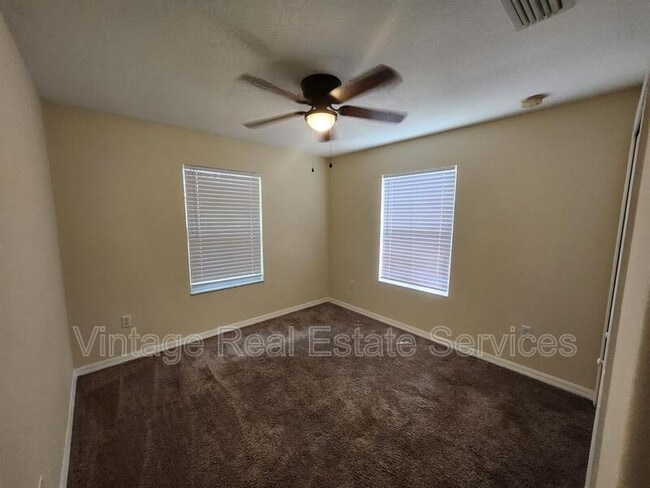 Building Photo - 10932 Keys Gate Dr