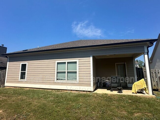 Building Photo - 1089 Garnet Dr