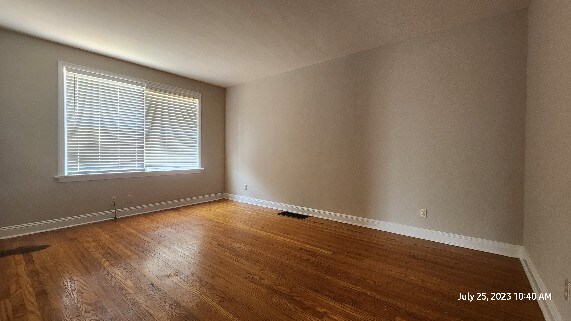 Building Photo - 1020 Sanford Ave