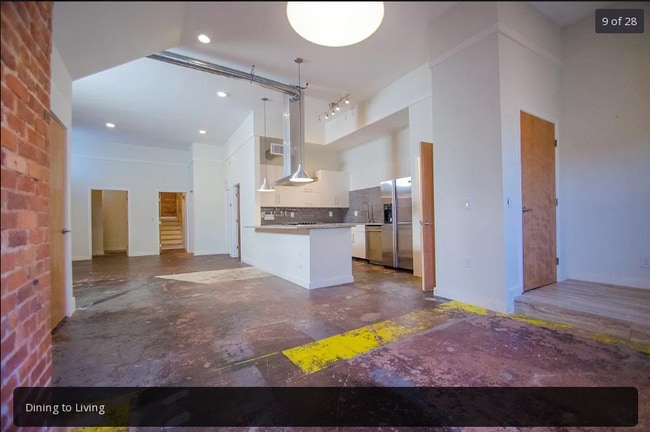 Building Photo - 559 Pryor St SW