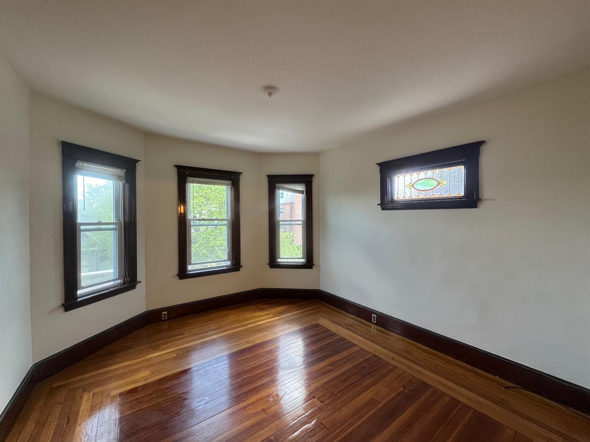 Building Photo - 298A Highland Ave