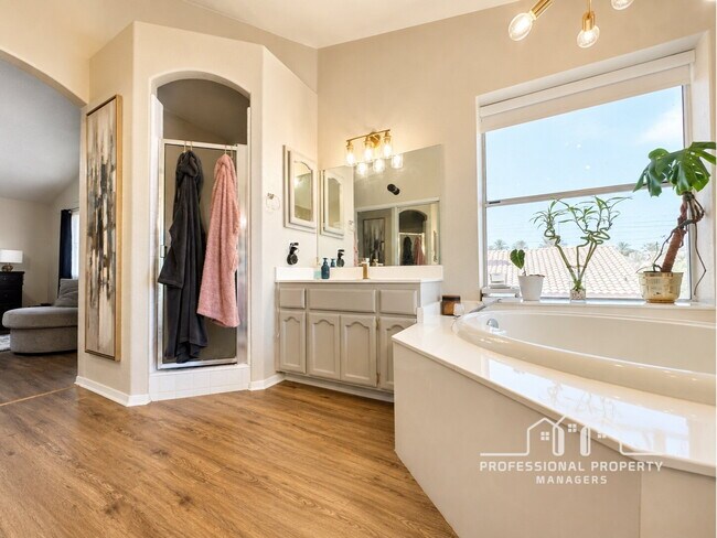 Building Photo - “Stunning 4-Bedroom, 3-Bathroom Solar Home in Rancho Sereno”