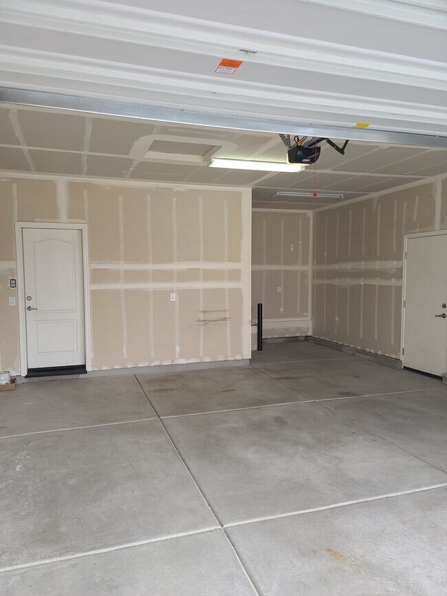 Building Photo - *** COMING SOON*** LENNAR HOME IN DAMONTE RANCH!