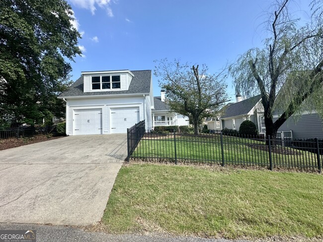 Building Photo - 2635 Muskogee Ln