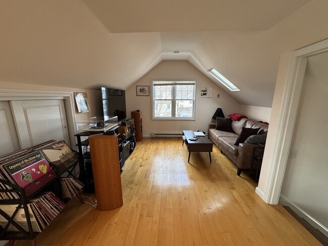 Building Photo - 17 Skahan Rd