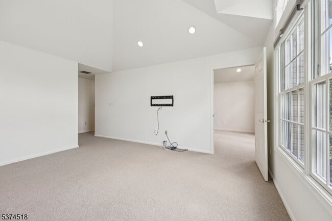 Building Photo - 618 Turlington Ct
