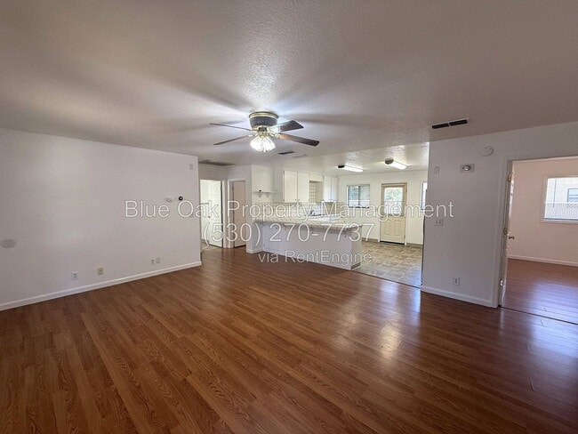 Building Photo - 1515 Hemlock St