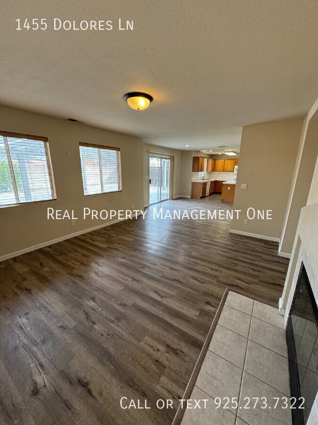 Building Photo - 1455 Dolores Ln