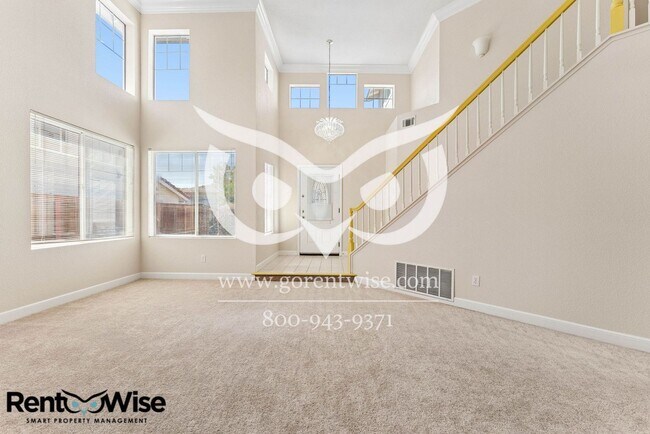 Building Photo - 406 Grenadine Way
