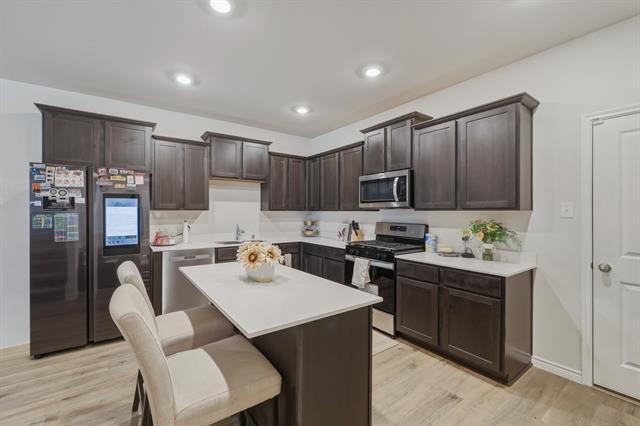 Building Photo - 2137 Crooked Bow Dr