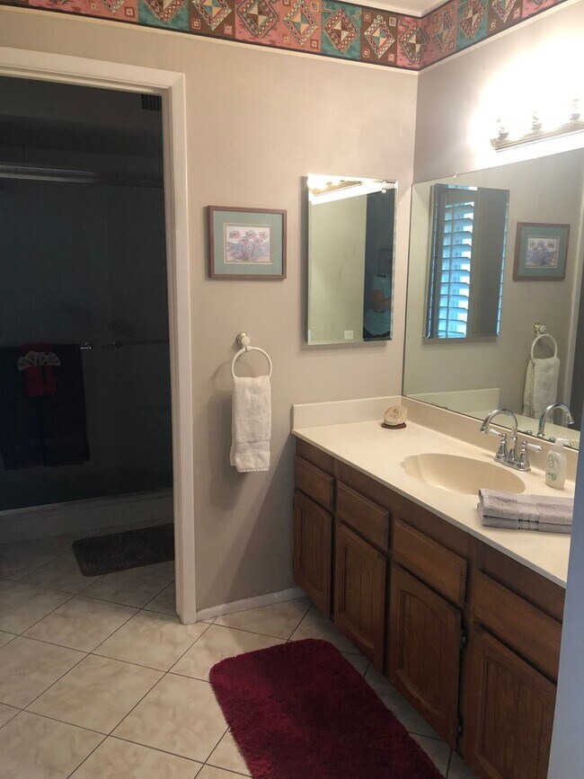 Building Photo - Amazing Golf Course Views in Leisure World a 45+ Active Adult Resort Community.  Available June t...