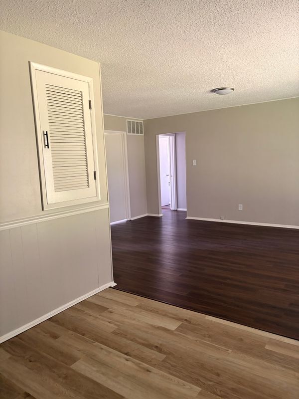 Building Photo - 4076 Fox Island Dr