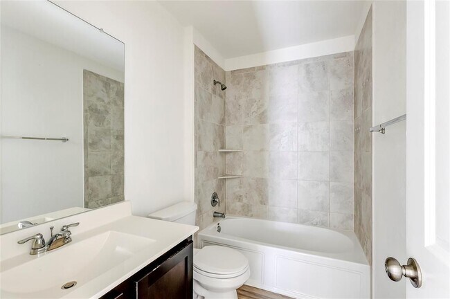 Building Photo - 545 Greatest Gift Wy