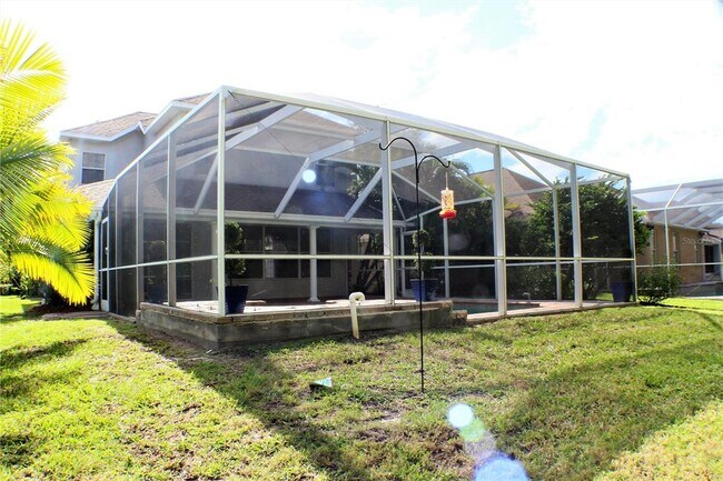 Building Photo - 11609 Greensleeve Ave