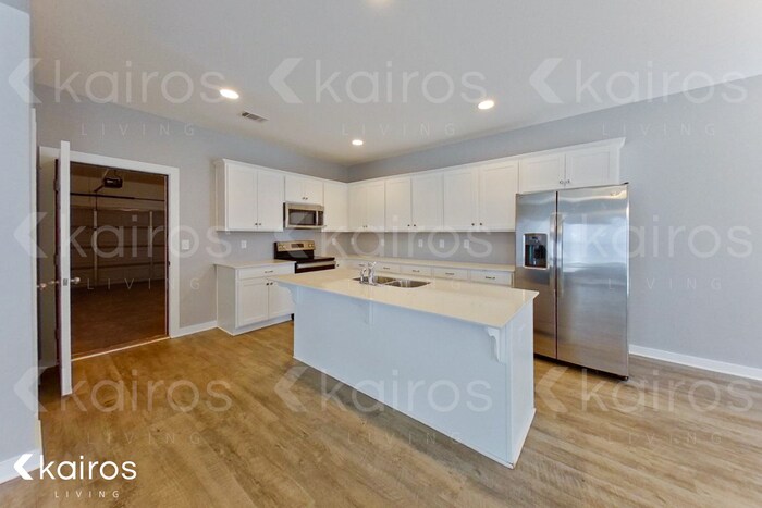 Building Photo - 11353 Crimson Ridge Rd