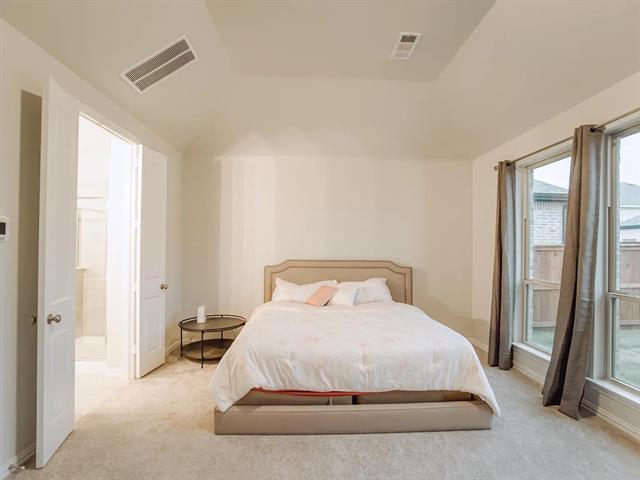 Building Photo - 504 Antler Dr