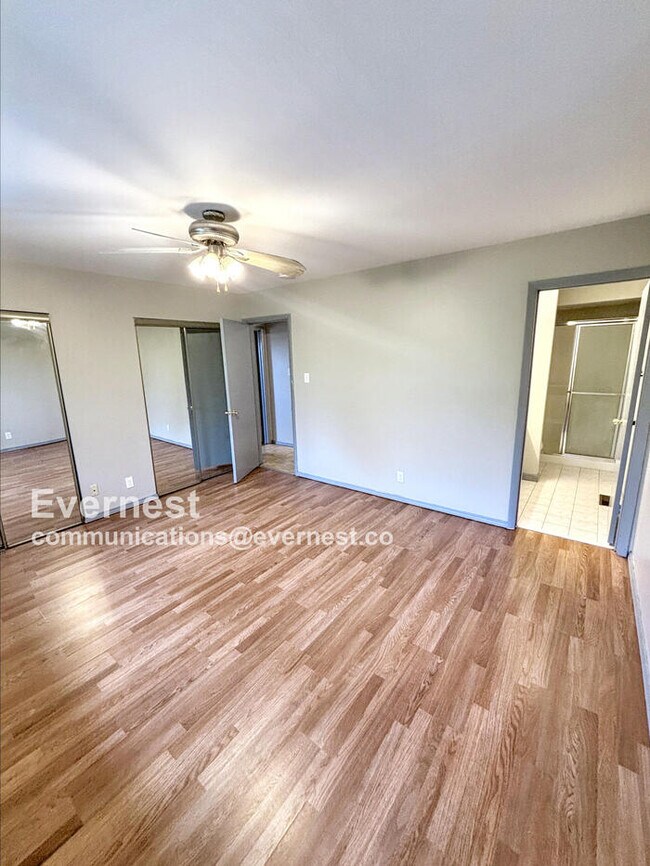 Building Photo - 10368 Forest Brook Ln