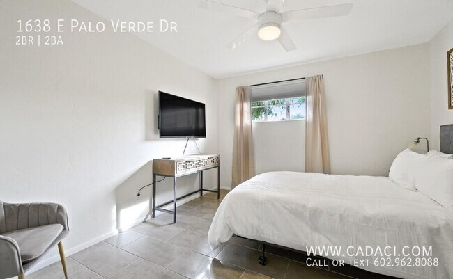 Building Photo - 1638 E Palo Verde Dr