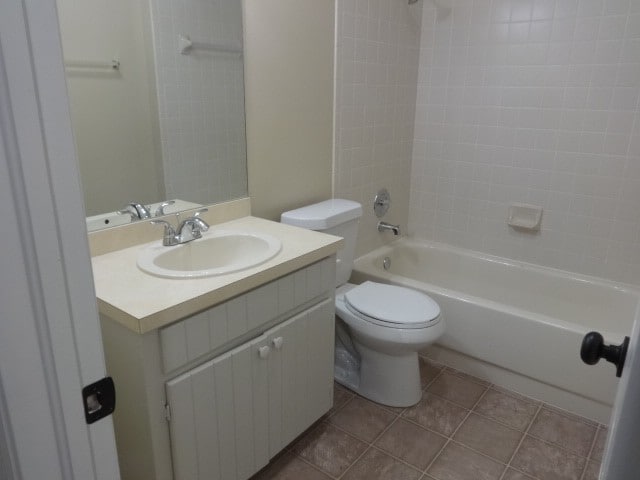 Building Photo - 6109 Cacao Dr