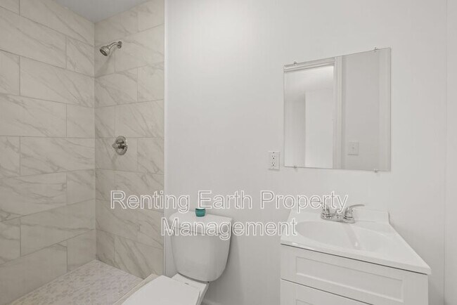 Building Photo - 416 Hearn Cir