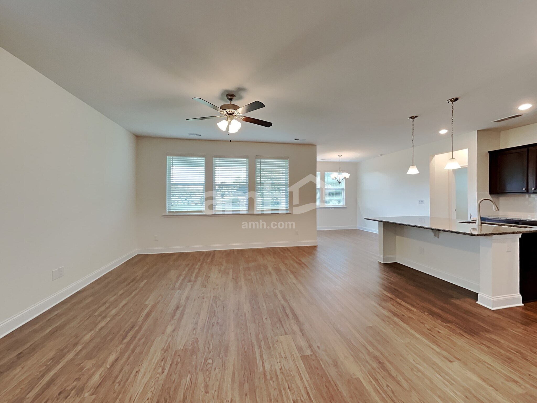 Building Photo - 113 Samara Ln