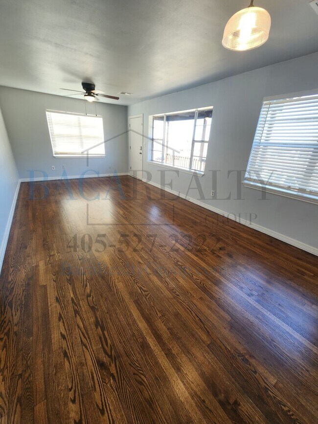 Building Photo - 3Br 2Ba house in Purcell!!