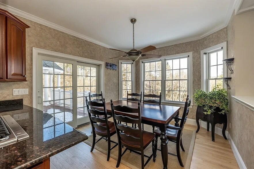 Building Photo - 120 Adams St