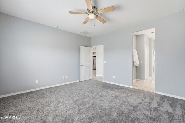 Building Photo - 1692 W Aztec Dr