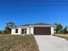 Building Photo - 4010 NE 9th Pl
