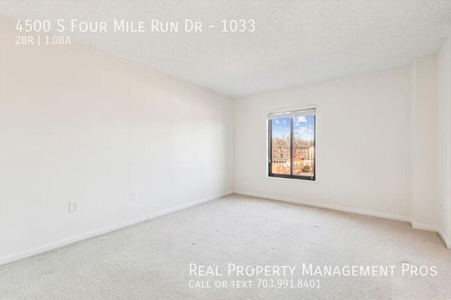Building Photo - 4500 S Four Mile Run Dr