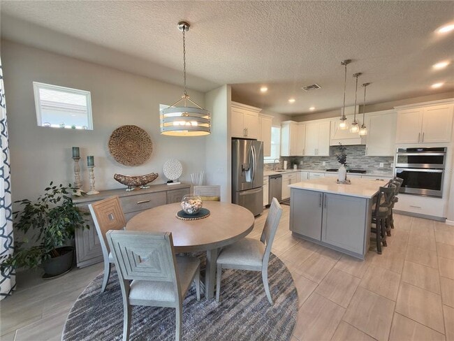 Building Photo - 10237 Coastal Shrs Dr