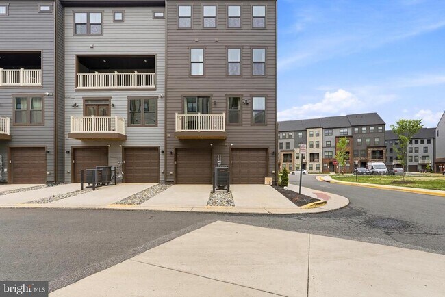 Building Photo - 14540 George Carter Way