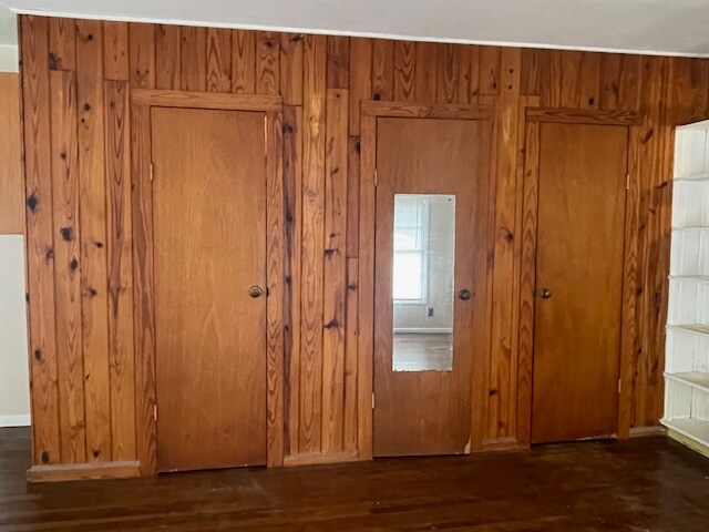 Building Photo - 1001 S Boundary St