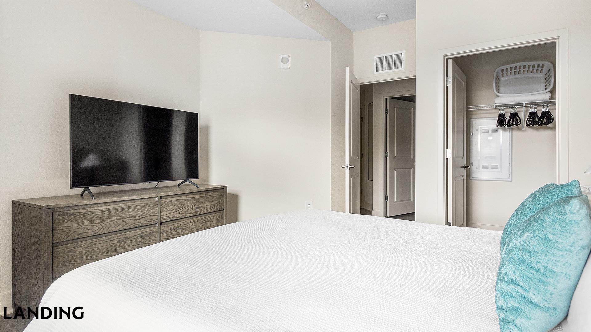 Building Photo - 9650 52nd Ave E