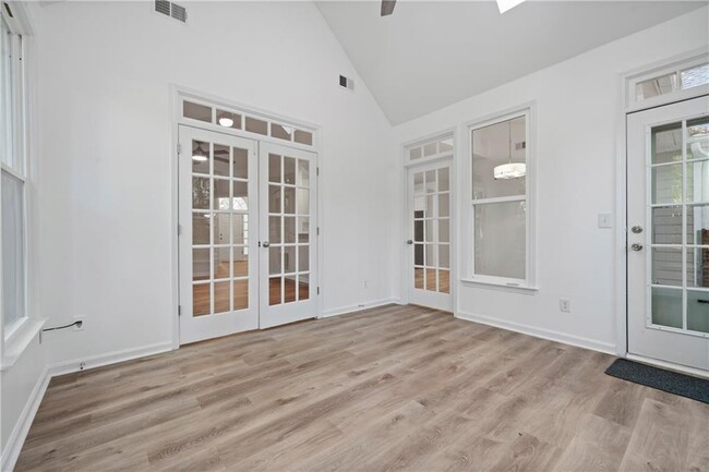 Building Photo - 1515 Loblolly Ln